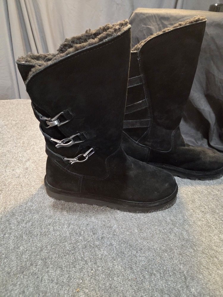 Bearpaw, cold weather Boots