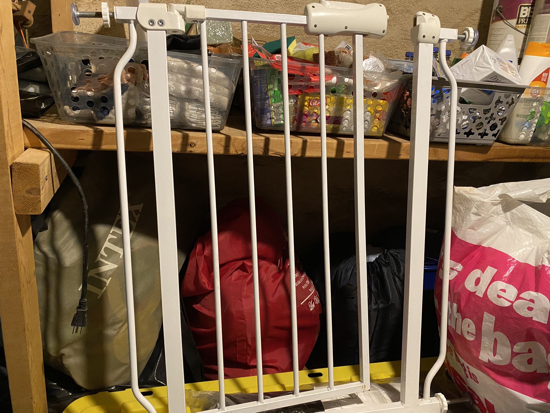 Pet And Baby Safety Gate