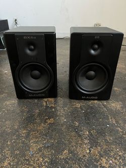 M audio bx8 (pair)