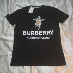 Burberry T-Shirt Black Large 