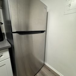 Frigidaire stainless steel refrigerator