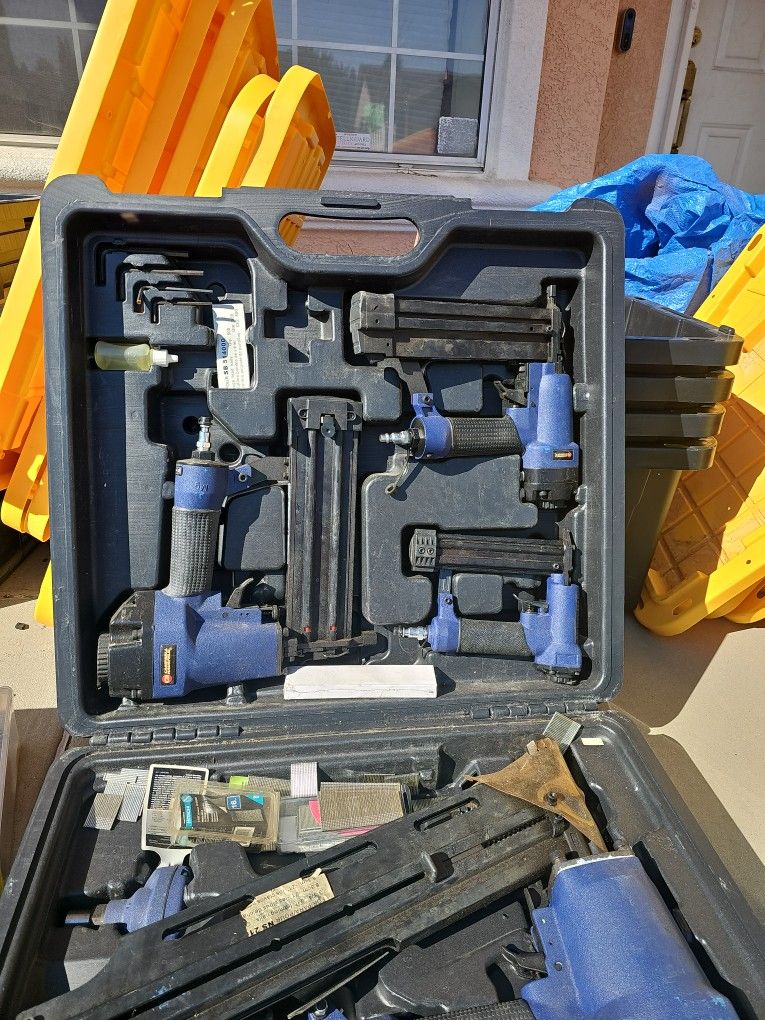 Campbell Hausefeld Clipped-Head Framing Nailer Set