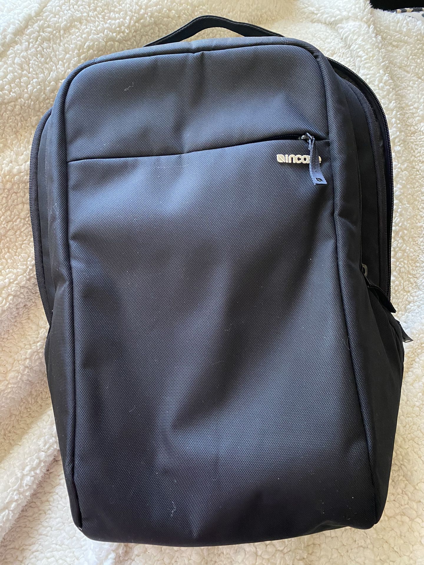 EUC Incase Black 15 Inch Laptop Backpack