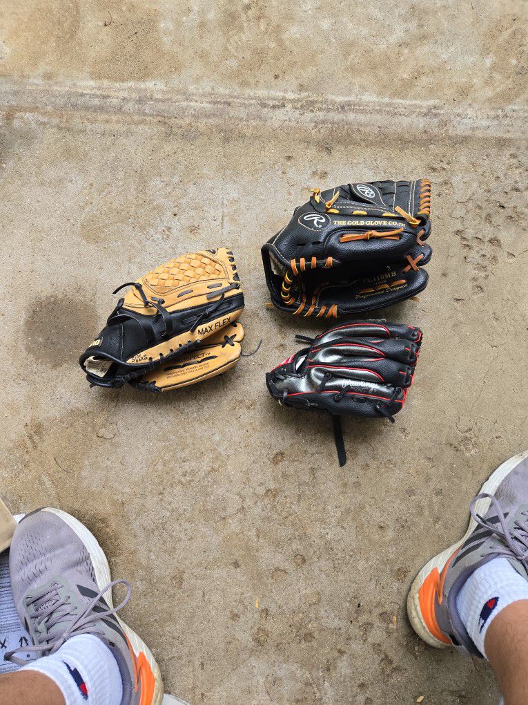 Baseball Glove Lot