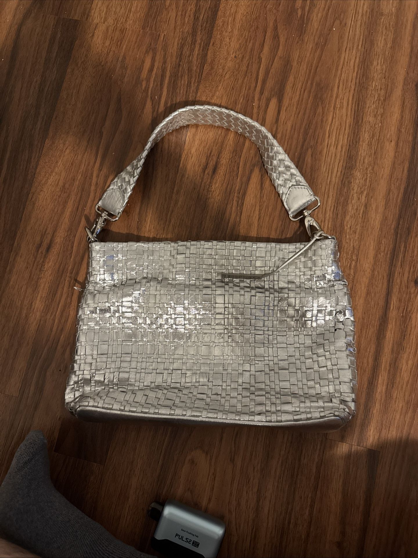 Elliot Lucca purse Leather woven metallic Magnetic Closing At Top