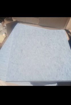 Vinyl Tile 450sqft $200