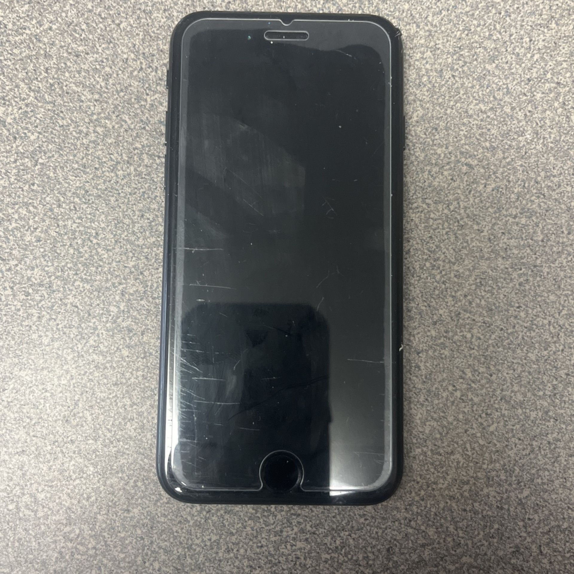 iPhone SE 3rd Edition 64gb -AT&T /Cricket network