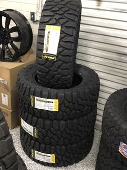35x12.50R20
