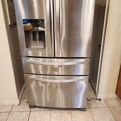 Whirlpool Refrigerator  Stainless