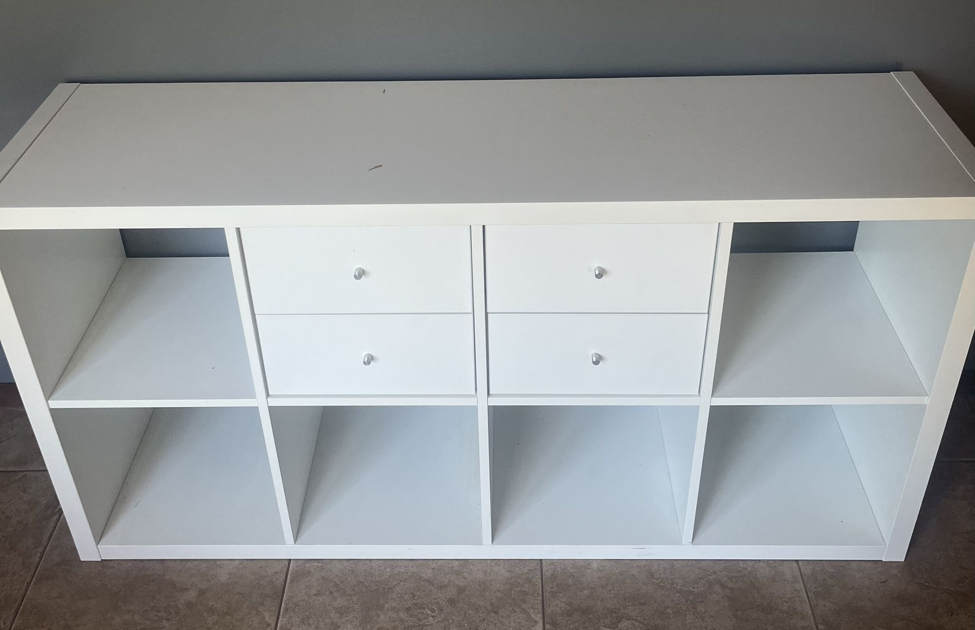 White Bookshelf/Storage Unit with Drawers