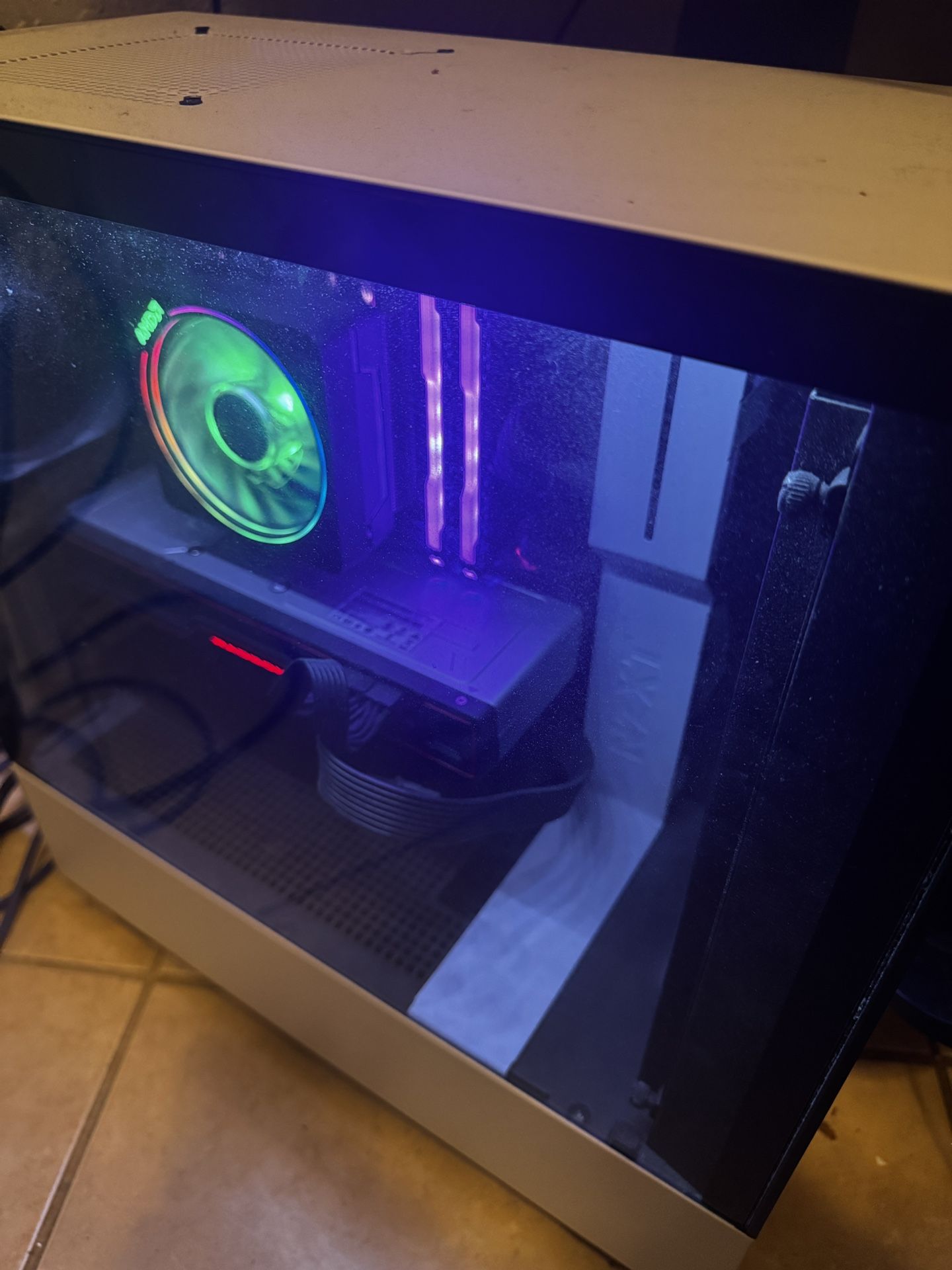 NZXT Gaming Computer PC Ryzen 7 3800x