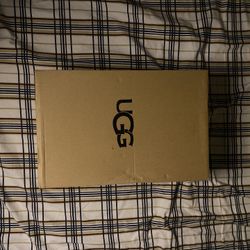 Brand New Uggs Size 5