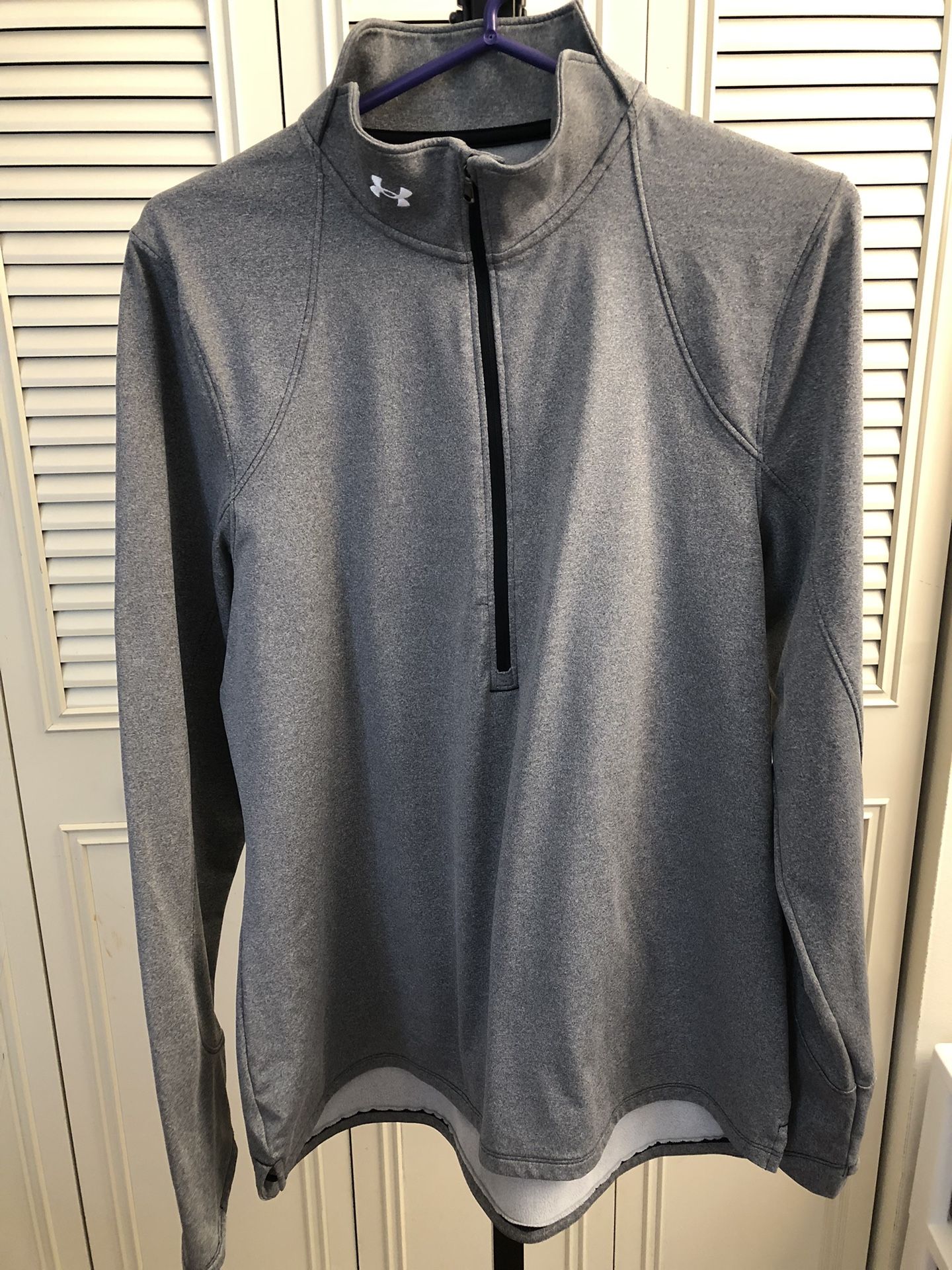 Ladies Under Armor Pull Over