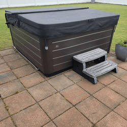 2020 Vita Spa Monarque Hot Tub – Good Condition, 314 Gal Capacity - Chesapeake, VA