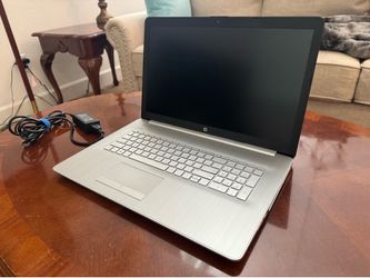 HP 17.3" Laptop | i5-10210U | 64GB RAM | 2TB SSD | Windows 11 Home