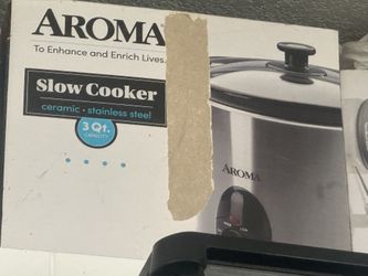Aroma Brand Slow Cooker