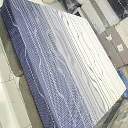 King Sizes Mattress And Box Spring 