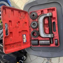 Pittsburgh Automotive 2WD and 4WD Ball Joint Service Kit