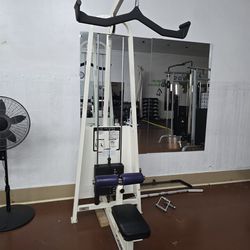 Cybex lat pull down commercial gym equipment exercise fitness weight machine