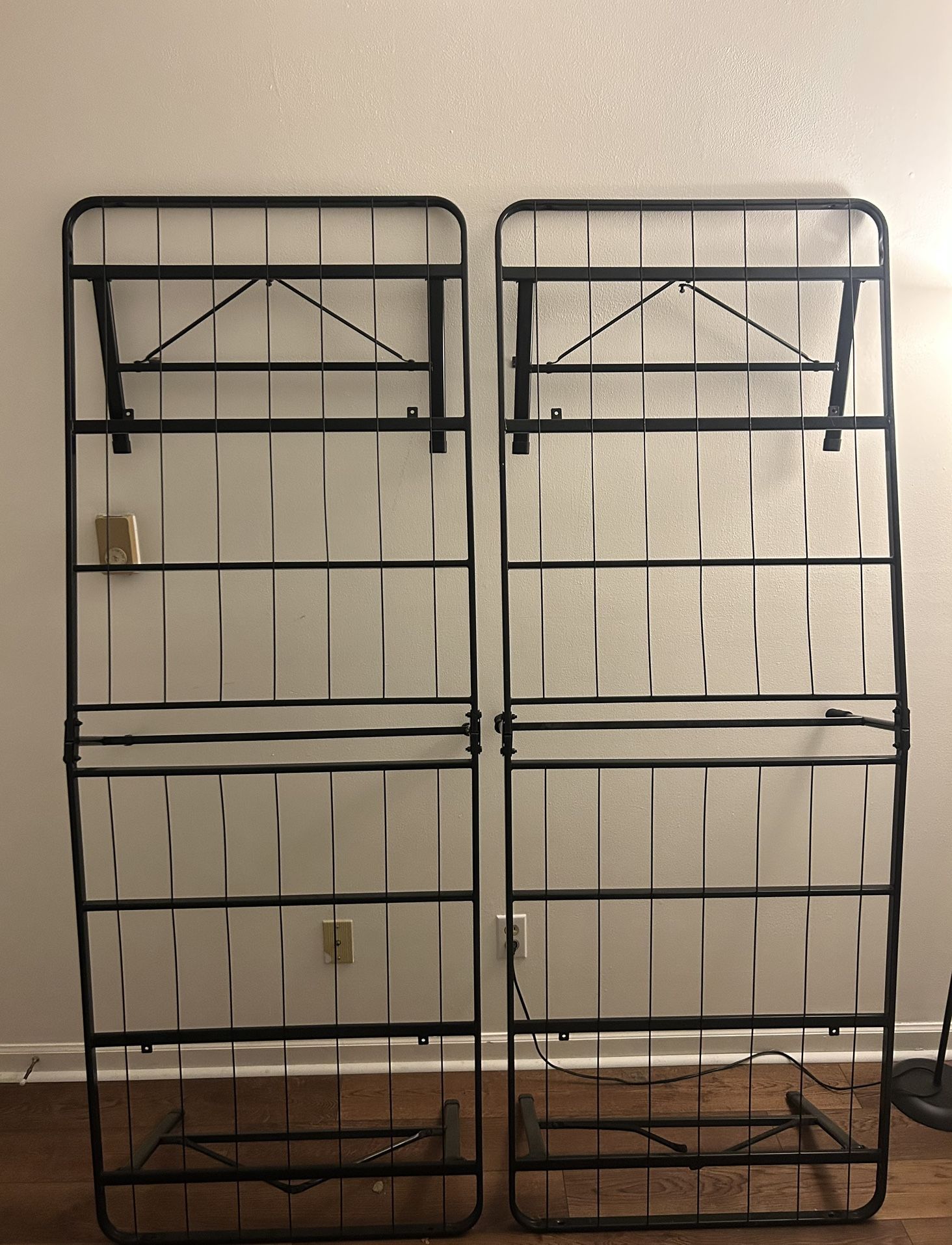 2 Twin Bed Frames 