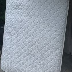 Queen Mattress And Box Spring 