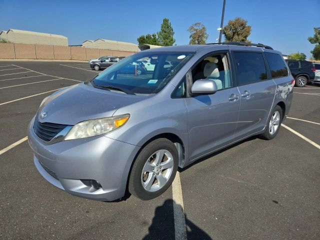 2012 Toyota Sienna