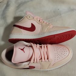 W Air Jordan 1 Low SE "Patent Valentines day"