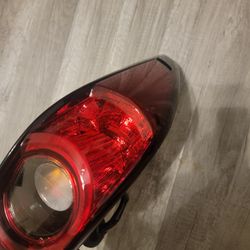 Right Outer Tail Light Assembly - 2017-2021 Mazda CX5 Sport Utility - TYC