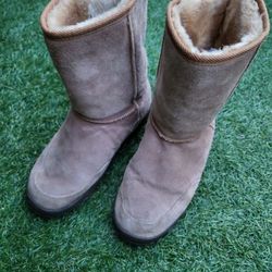 UGG Australia Booties Boots Shoes For Winter Soft Size 9 UGG 