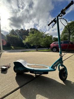 Razor E200 Electric Scooter, New Batteries, Up to 12mph For Teen 13+