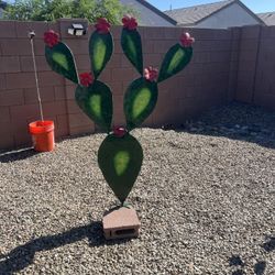 Metal Cactus 