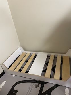 Toddler Bed In Perfect Condition