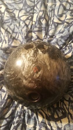 STORM ICE SPARE BOWLING BALL