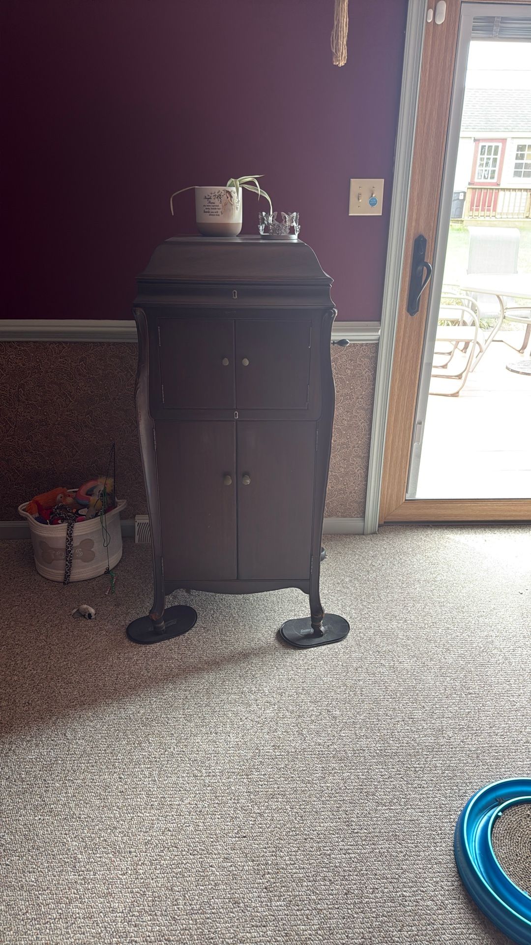 Victrola Antique