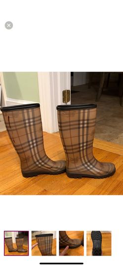 Burberry Rain Boots (Used)