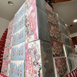 POP MART LABUBU Macarons