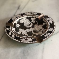 Vintage Black and White Chinese Cloisonne Ashtray Dish