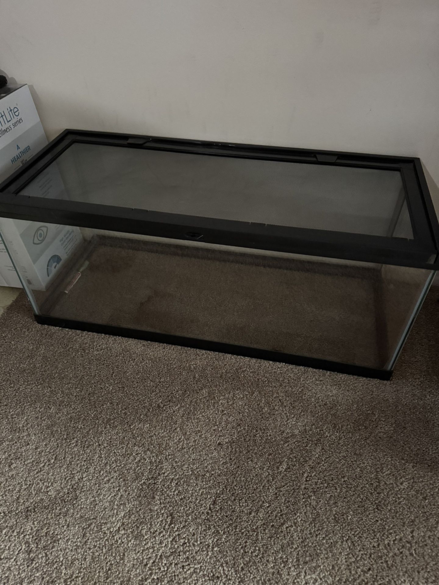20 gal Aquarium/reptile Tank 