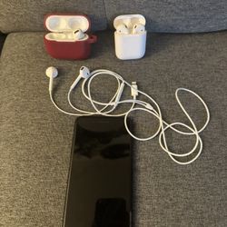 iPhone 7+ With Pods Of Choice 