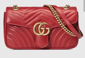 GG Marmont small matelassé shoulder bag