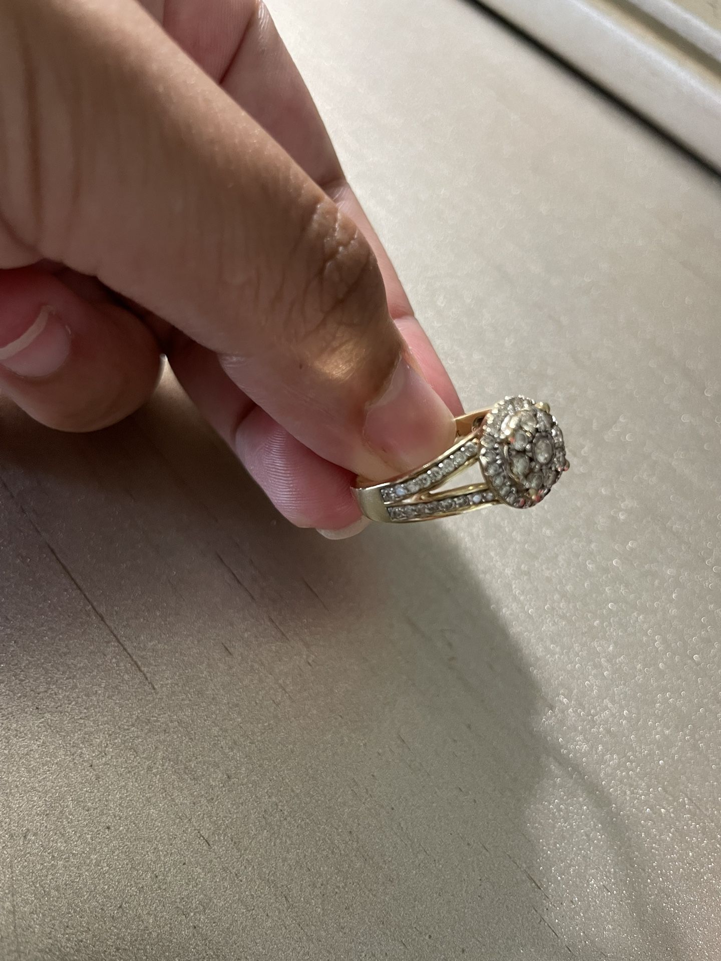Women Ring Like New Real Diamonds Size 7