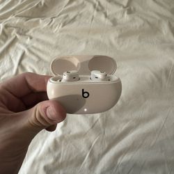 Beats Studio Buds +