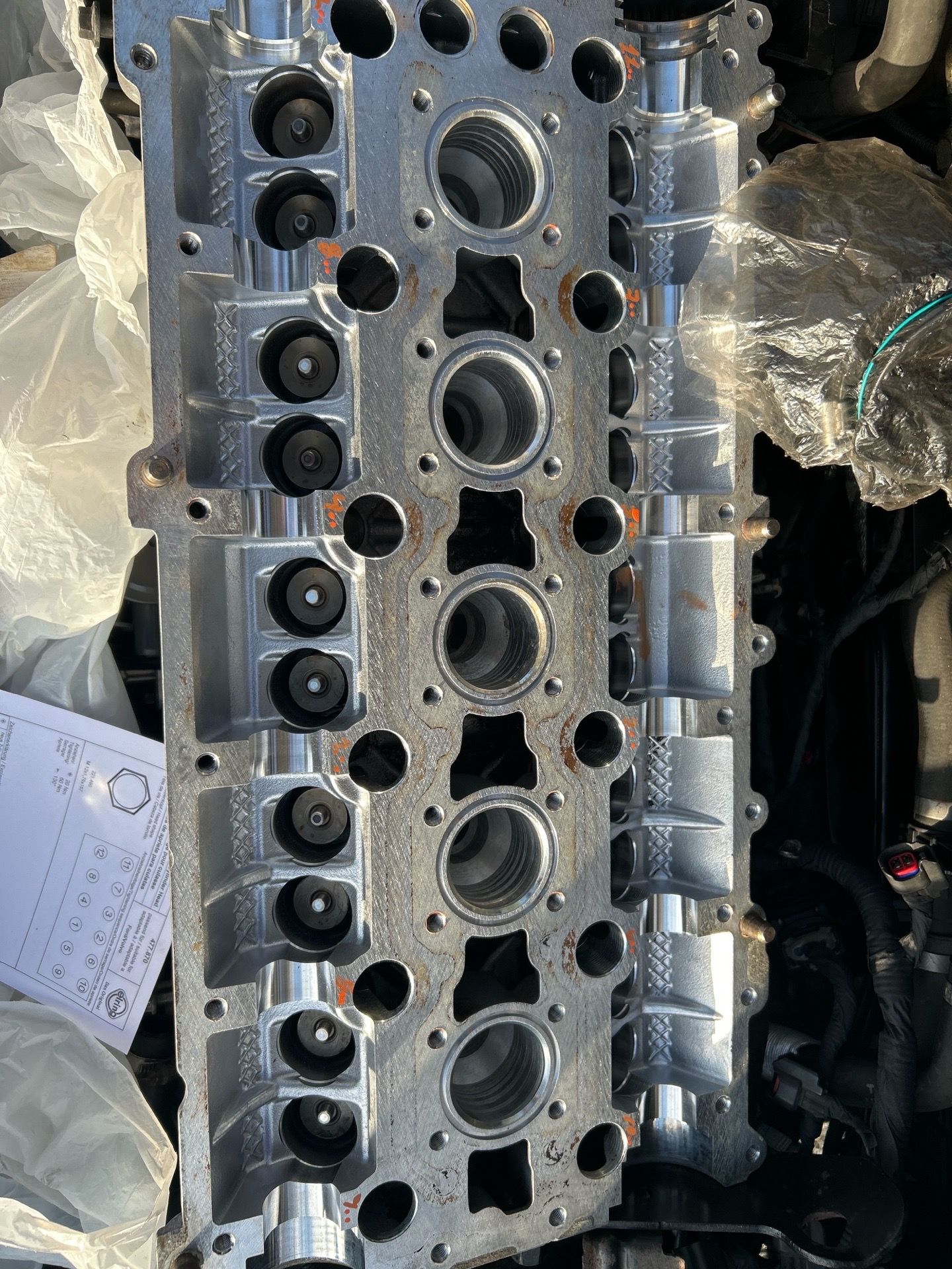 Volvo 2.5T Engine Rebuild Kit – C30 S40 V50 C70 – Cylinder Head + New Parts