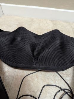 Shiatsu Neck & Shoulder Massager with Deep Kneading Nodes