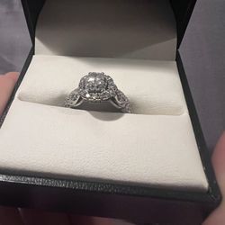 Engagement/wedding Band Set