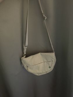  Lululemon All Night Festival Bag 5L
