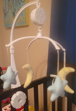 Baby Moons and Stars Musical Crib Mobile. 