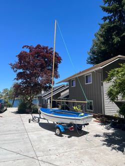 12 ft Sailing Dingy with Trailer