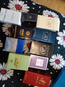 Perfumes originales  mandame message para precio