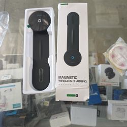 Magnetic Wireless Car Mount Rotating 360 Phone Holder Charging 